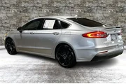 $16913 : Ford Fusion 2020 SE 4dr Seda thumbnail