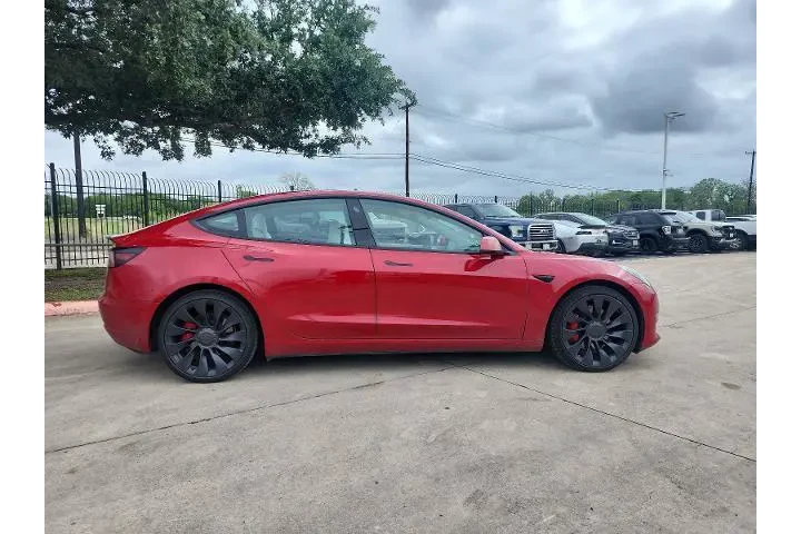 $32998 : Tesla Model 3 2023 AWD Perfo image 2