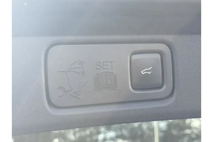 $34786 : Ford Mustang Mach-E 2023 AWD image 6