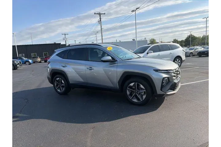 $26980 : Hyundai TUCSON 2025 SEL 4dr image 2