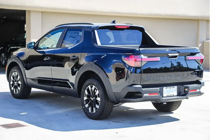 $31995 : Hyundai SANTA CRUZ 2026 SEL image 6