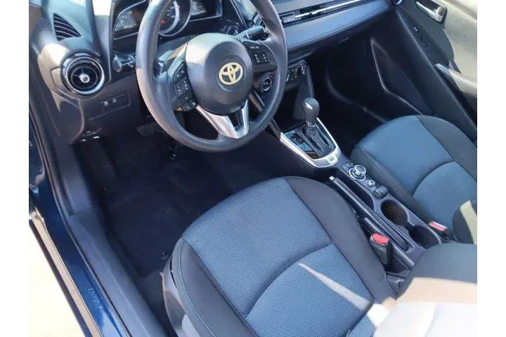 $13995 : Toyota Yaris iA 2017 4dr Sed image 7