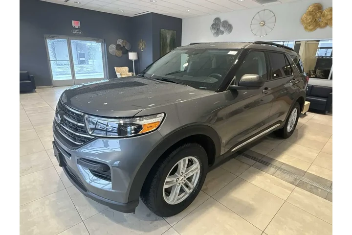 $32444 : Ford Explorer 2024 AWD XLT 4 image 7