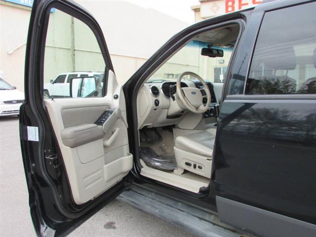 $5995 : 2006 Explorer XLT image 8