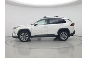 $30998 : Toyota RAV4 2022 XLE Premium thumbnail