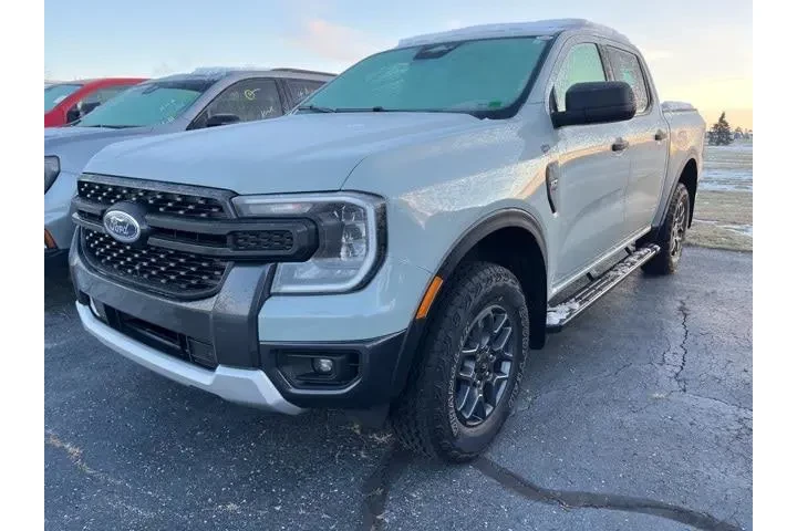 $35725 : Ford Ranger 2024 4x4 XLT 4dr image 1