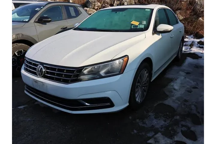 $8997 : Volkswagen Passat 2016 1.8T image 4