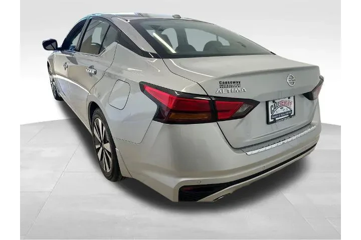 $22309 : Nissan Altima 2021 2.5 SL 4d image 5