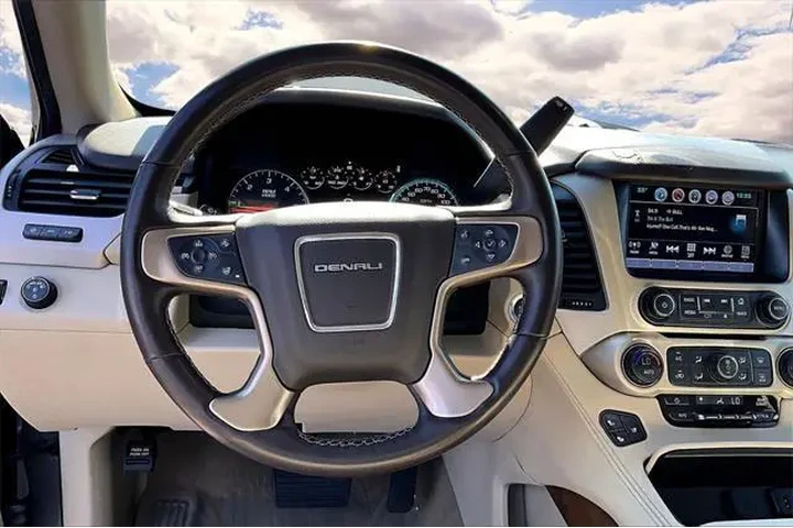 $36991 : GMC Yukon XL 2019 4x2 Denali image 7