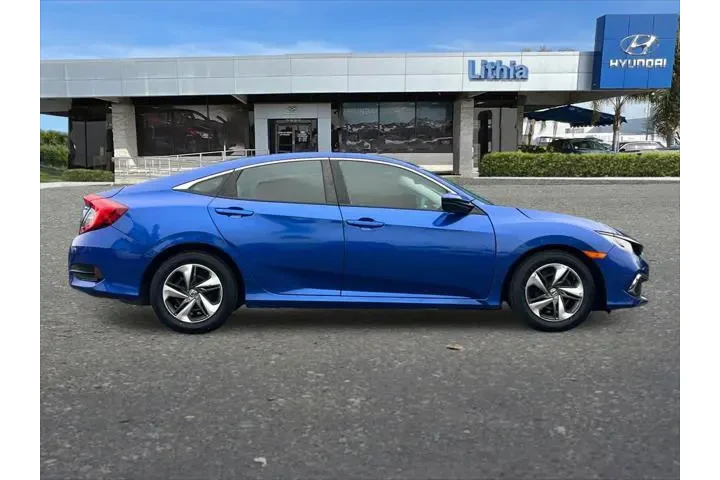 $17999 : Honda Civic 2021 LX 4dr Seda image 9