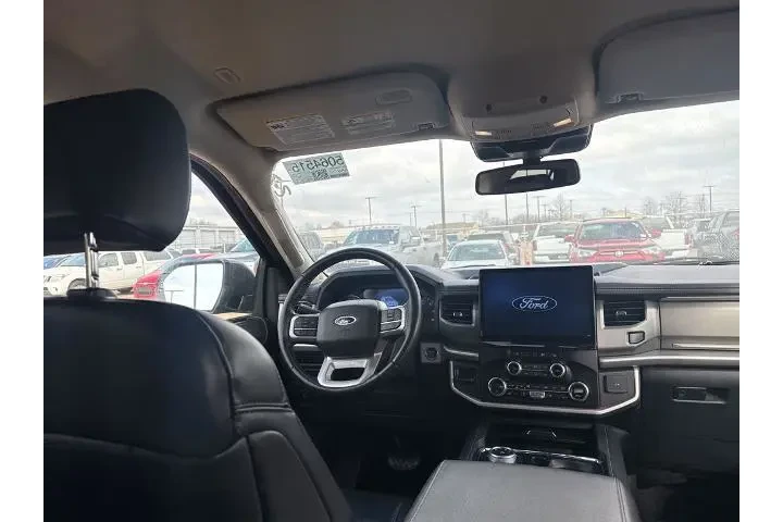 $39995 : Ford Expedition 2024 4x4 XLT image 7