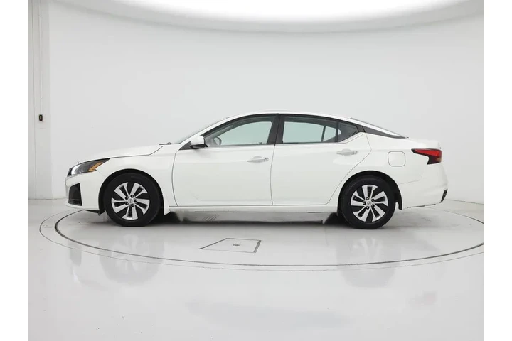 $19998 : Nissan Altima 2023 2.5 S 4dr image 3