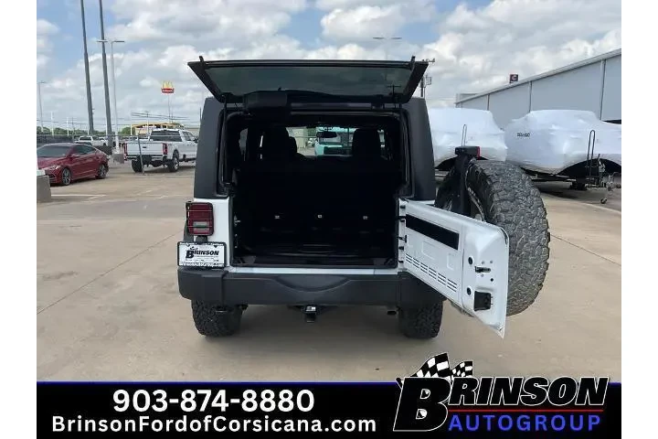 $16750 : Jeep Wrangler Unlimited 2017 image 10