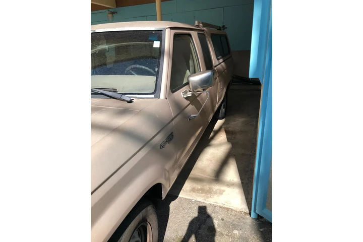 $3300 : Ford ranger 1992 XLT image 9