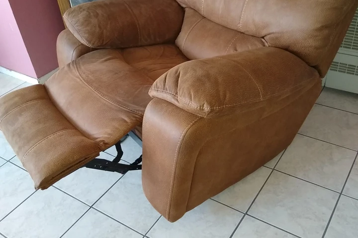 $195 : Sillón Reclinable_$ Negociable image 3