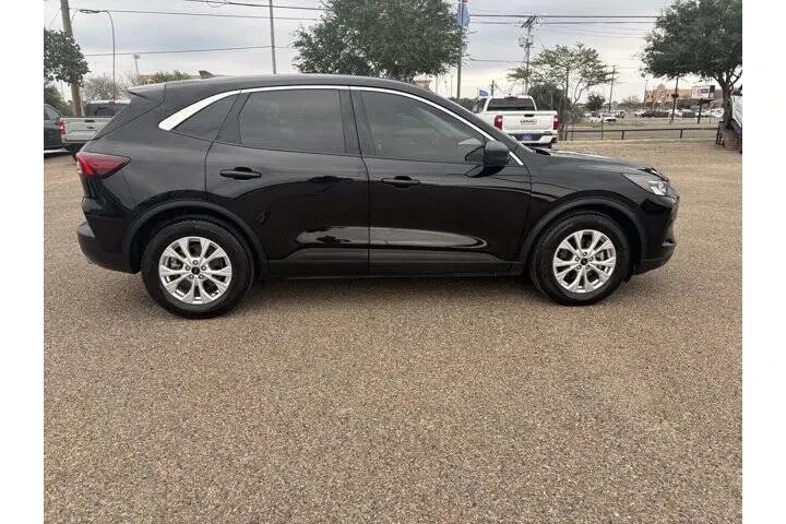 $20994 : 2023 Escape Active image 5