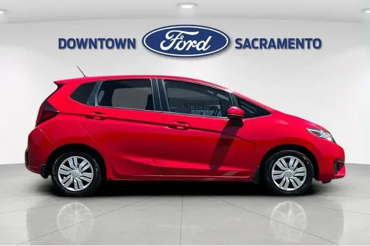 $14991 : Honda Fit 2016 LX 4dr Hatchb image 10
