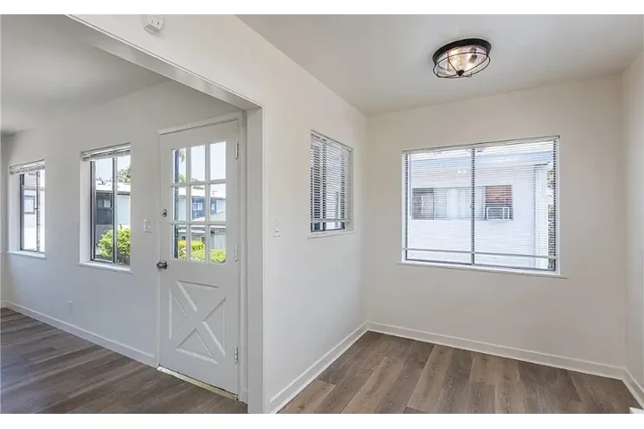 $1450 : Beautiful 1 bedroom Apt in LA image 4