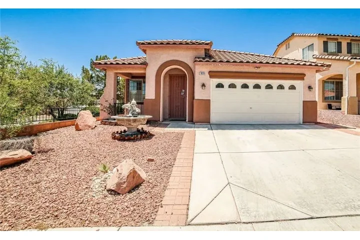 $1500 : 3 Bedroom House in Las Vegas image 1