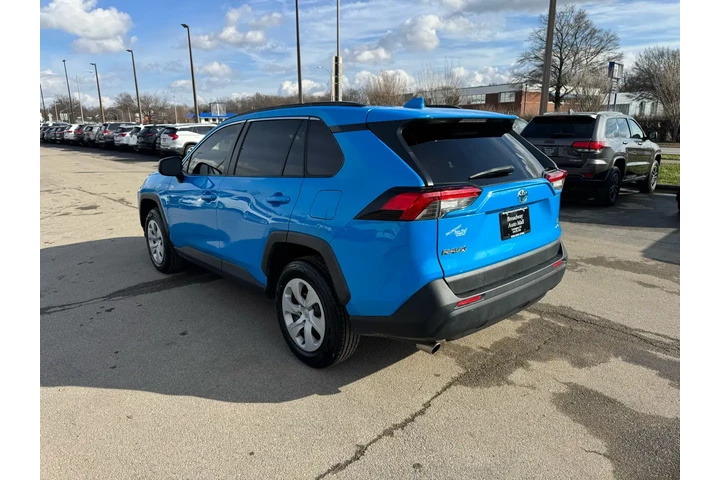 $15980 : 2019 RAV4 LE AWD (Natl) image 4