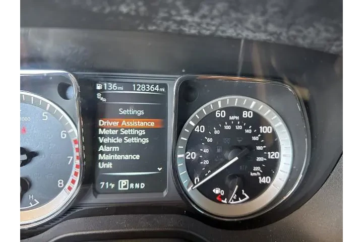 $15485 : Nissan Titan 2017 4x2 S 4dr image 9