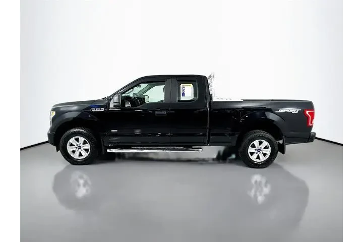 $17509 : Ford F-150 2017 4x4 Lariat 4 image 4