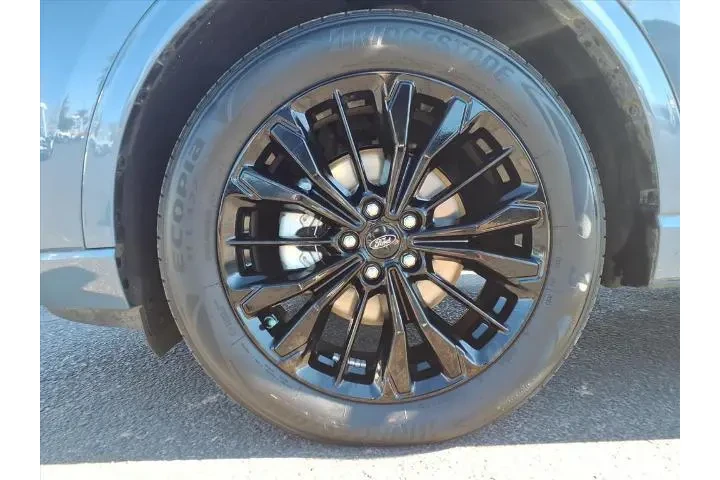 $26390 : Ford Escape 2023 AWD ST-Line image 9