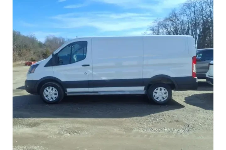 $31684 : Ford Transit 2024 250 3dr LW image 5