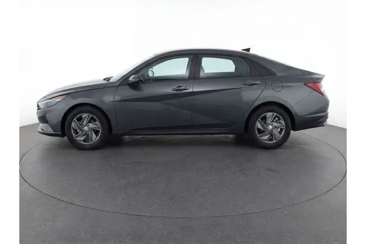 $16000 : Hyundai ELANTRA 2024 SE 4dr image 6