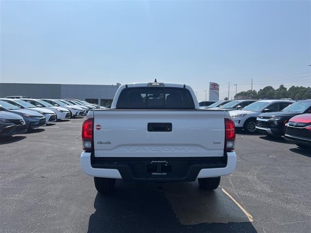 $39990 : PRE-OWNED 2023 TOYOTA TACOMA image 6