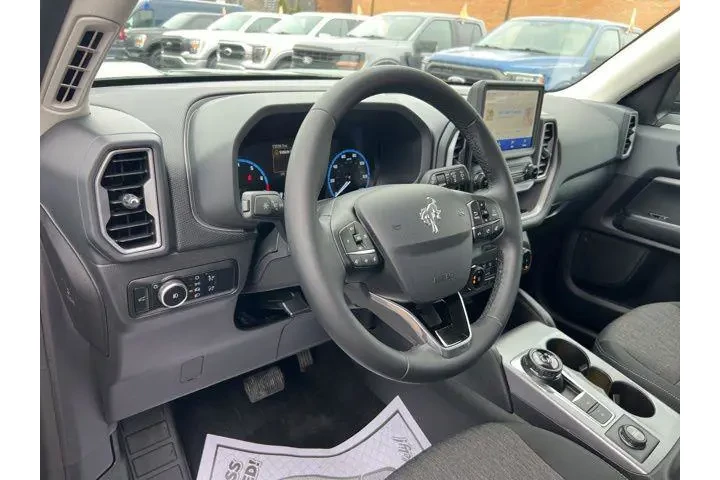 $26944 : Ford Bronco Sport 2024 AWD B image 7