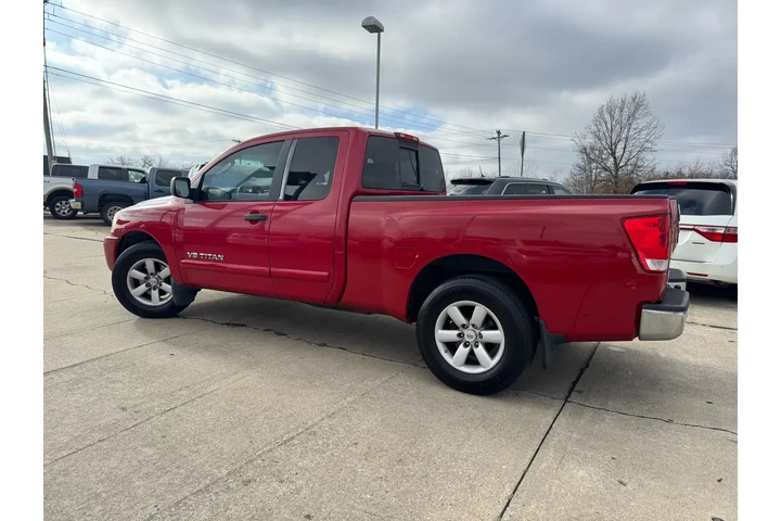 $6999 : 2011 Titan SV King Cab 2WD image 6