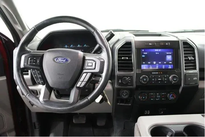 $26955 : Ford F-150 2019 4x4 Platinum image 2