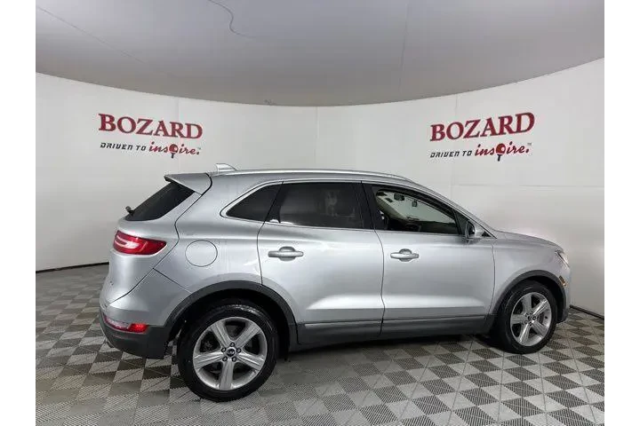 $10000 : Lincoln MKC 2017 Premiere 4d image 9