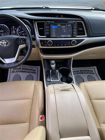 $19900 : 2016 TOYOTA HIGHLANDER2016 TO image 10