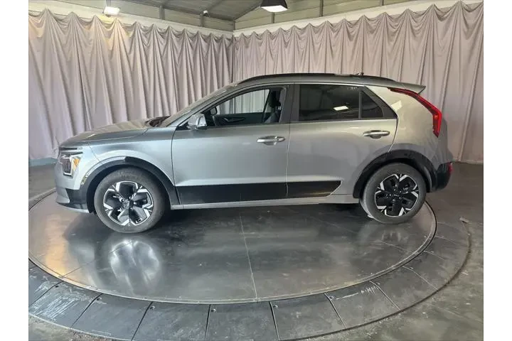 $19999 : Kia Niro EV 2023 Wind 4dr Cr image 8