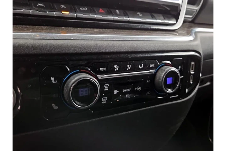 $39998 : Chevrolet Silverado 1500 202 image 8