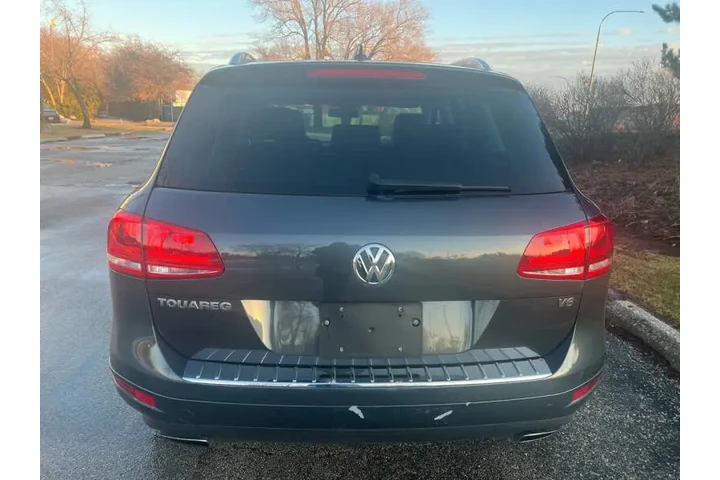$11997 : 2014 Touareg V6 Sport image 6