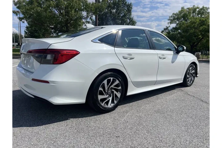 $17900 : 2022 Civic LX image 5