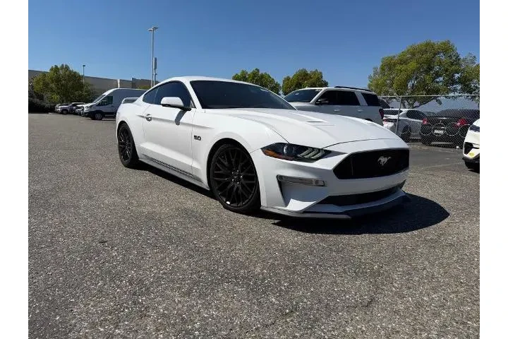 $38800 : Ford Mustang 2020 GT 2dr Fas image 2