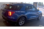 $25993 : Ford Explorer 2022 AWD XLT 4 thumbnail