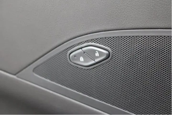 $39982 : Chevrolet Corvette 2014 Stin image 8