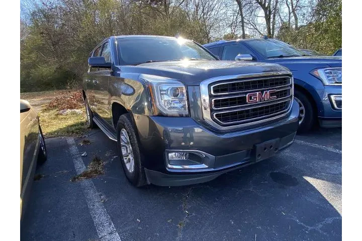 $27997 : GMC Yukon XL 2019 4x4 SLT 4d image 1