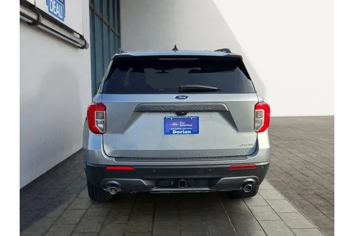 $32995 : Ford Explorer 2023 AWD XLT 4 image 4