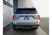 $32995 : Ford Explorer 2023 AWD XLT 4 thumbnail