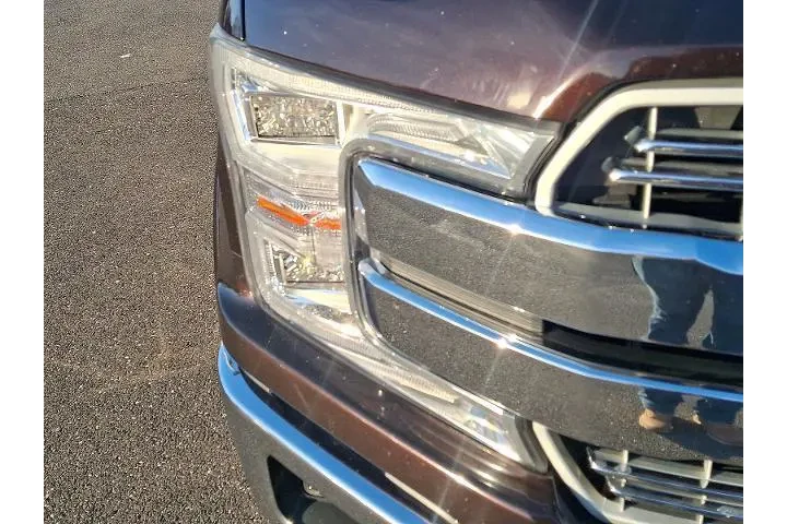 $31995 : Ford F-150 2020 4x4 Lariat 4 image 9