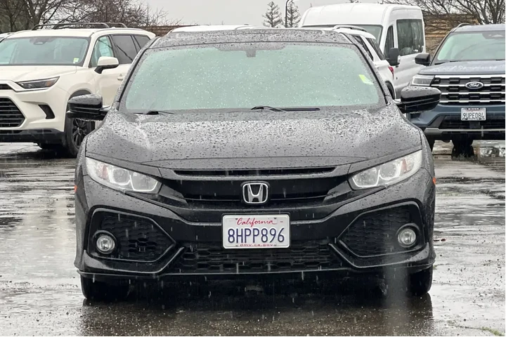 $17400 : Honda Civic 2018 EX 4dr Hatc image 10