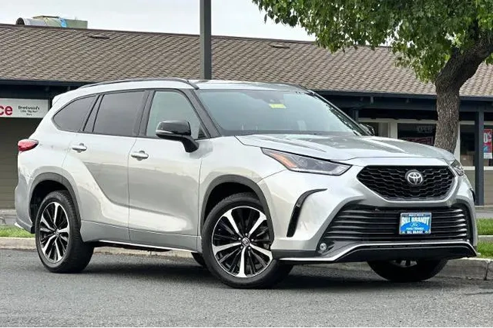 $36862 : Toyota Highlander 2021 AWD X image 2