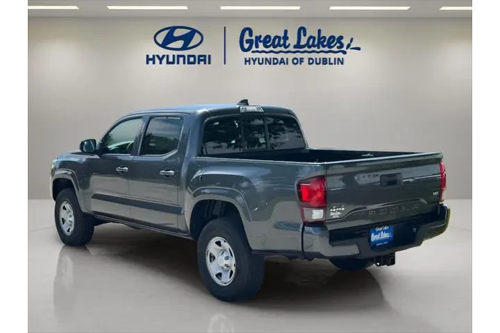$30766 : Toyota Tacoma 2022 4x4 SR V6 image 3