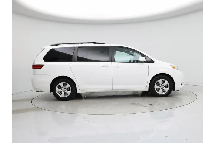 $27998 : Toyota Sienna 2016 LE 7-Pass image 7